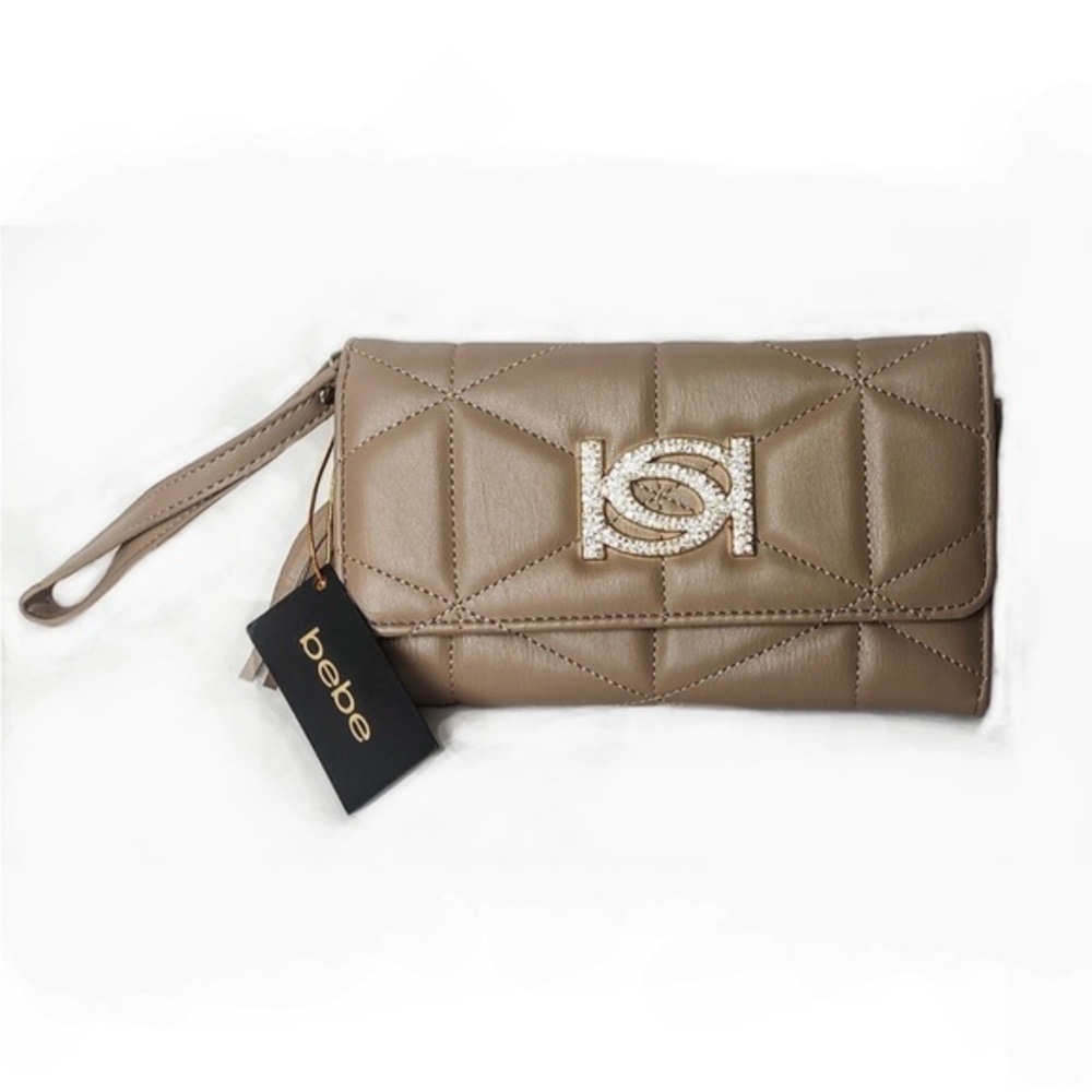 Bebe Zara Bling Trifold Beige Quilted Wristlet with Gold Accents Giftable NWT
